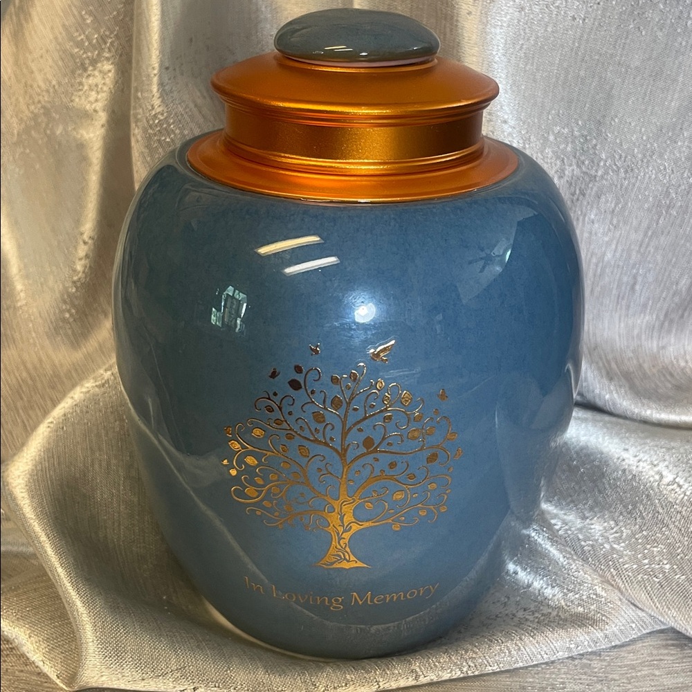 Tree of life urn